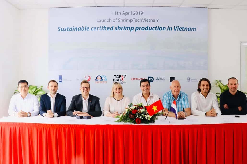 On March 11 April 2019, a new Impact Cluster collaboration ShrimpTechVietnam was signed by Marjolijn Sonnema, Director-General Agriculture of the Ministry of Agriculture,
